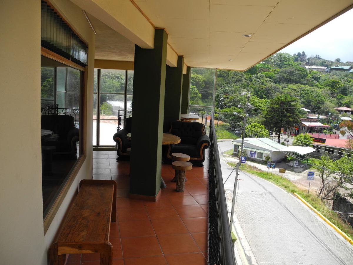 Sleepers Sleep Cheaper Hostel Monteverde Exterior photo